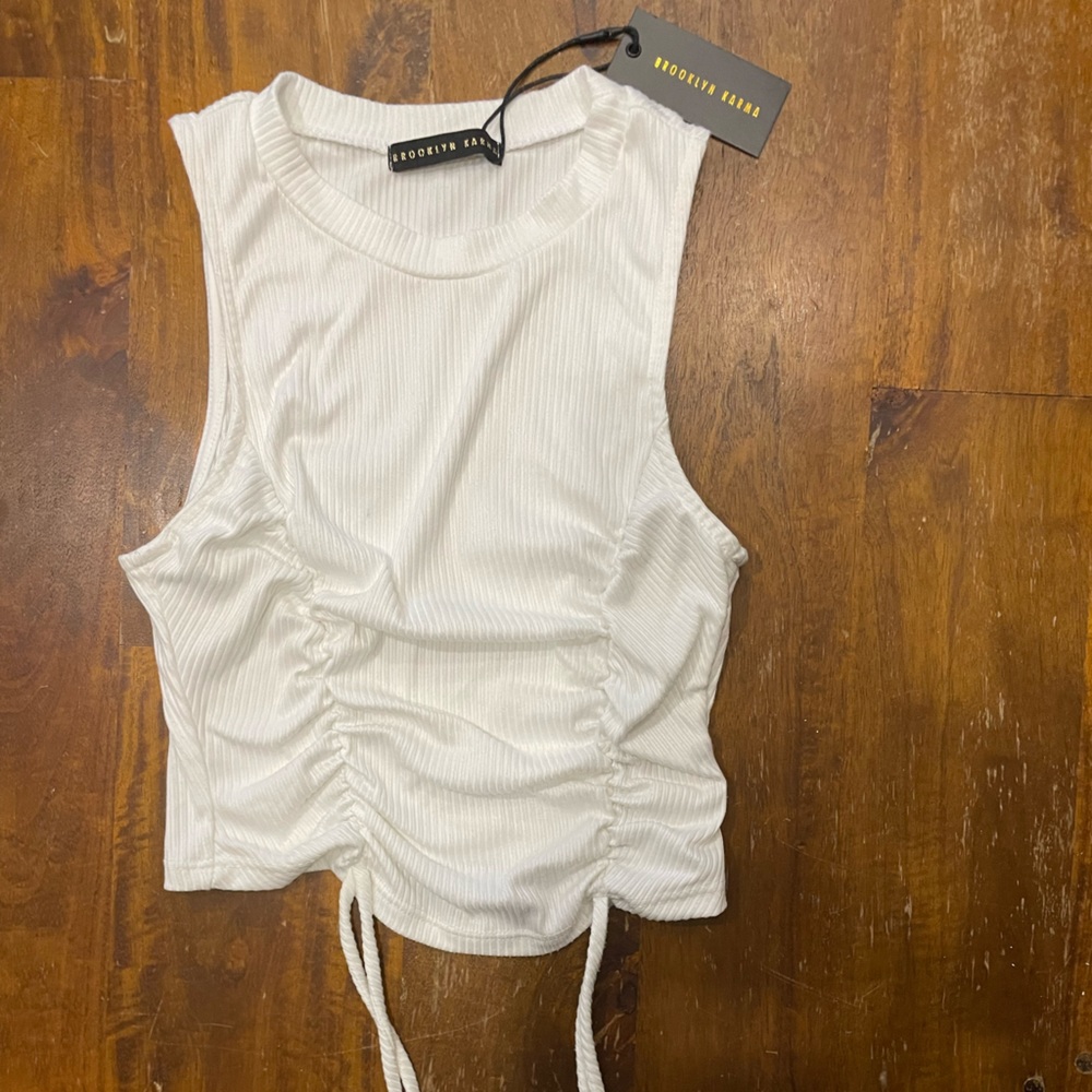NWT, Size Small, ruched tank